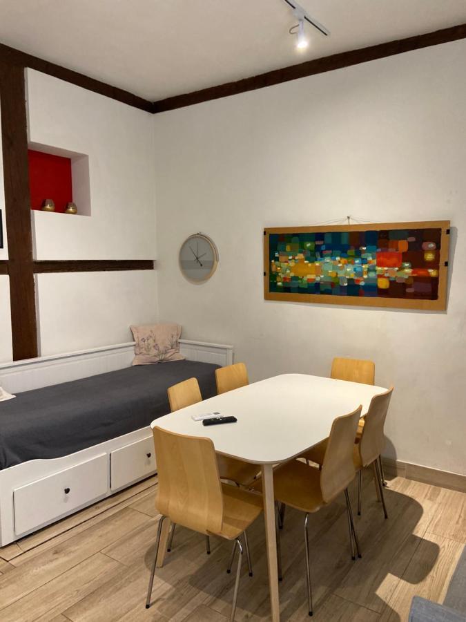 Opera-Suites Luxury La Boheme, In The Very Center Of Madrid. Exterior foto